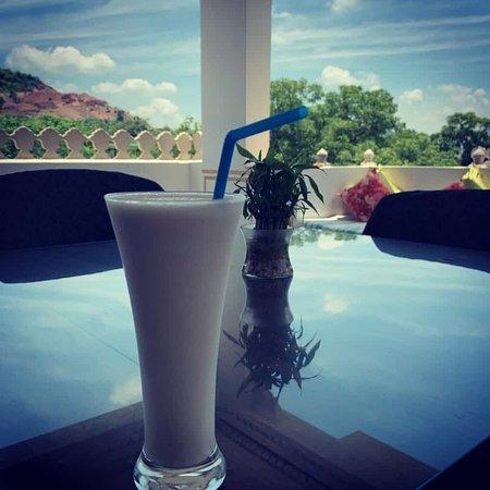 Medi Pe Cafe & Restaurant